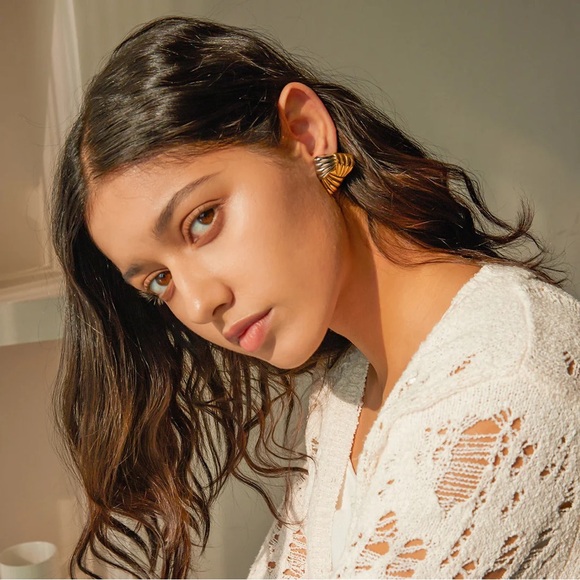 Two Tone Triangle Earrings*Statement Earrings*Minimalist Chunky Earrings*JD - Picture 3 of 8